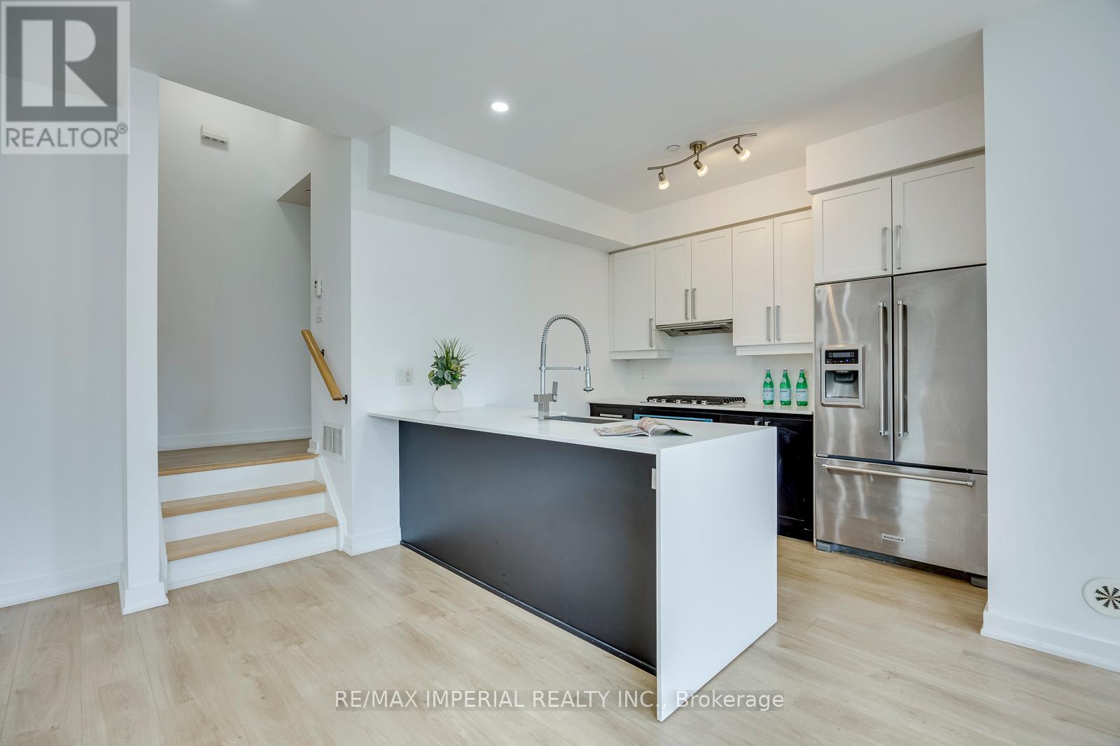 7 - 4020 Parkside Village Drive, Mississauga, Ontario  L5B 0K2 - Photo 8 - W13654918