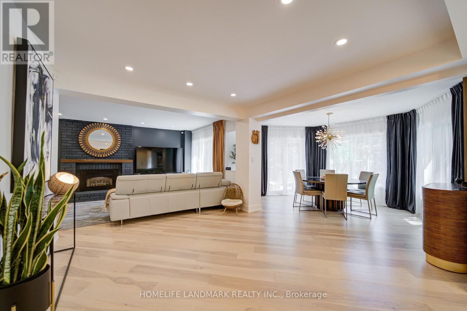 1360 Old English Lane, Oakville, Ontario L6M 2P8 - Photo 15 - W13654920