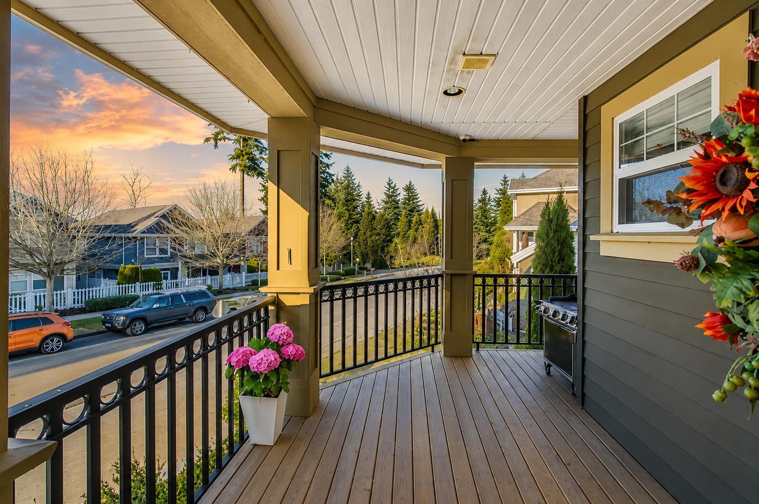 3492 147a Street, Surrey, British Columbia  V4P 0A7 - Photo 3 - R3150728