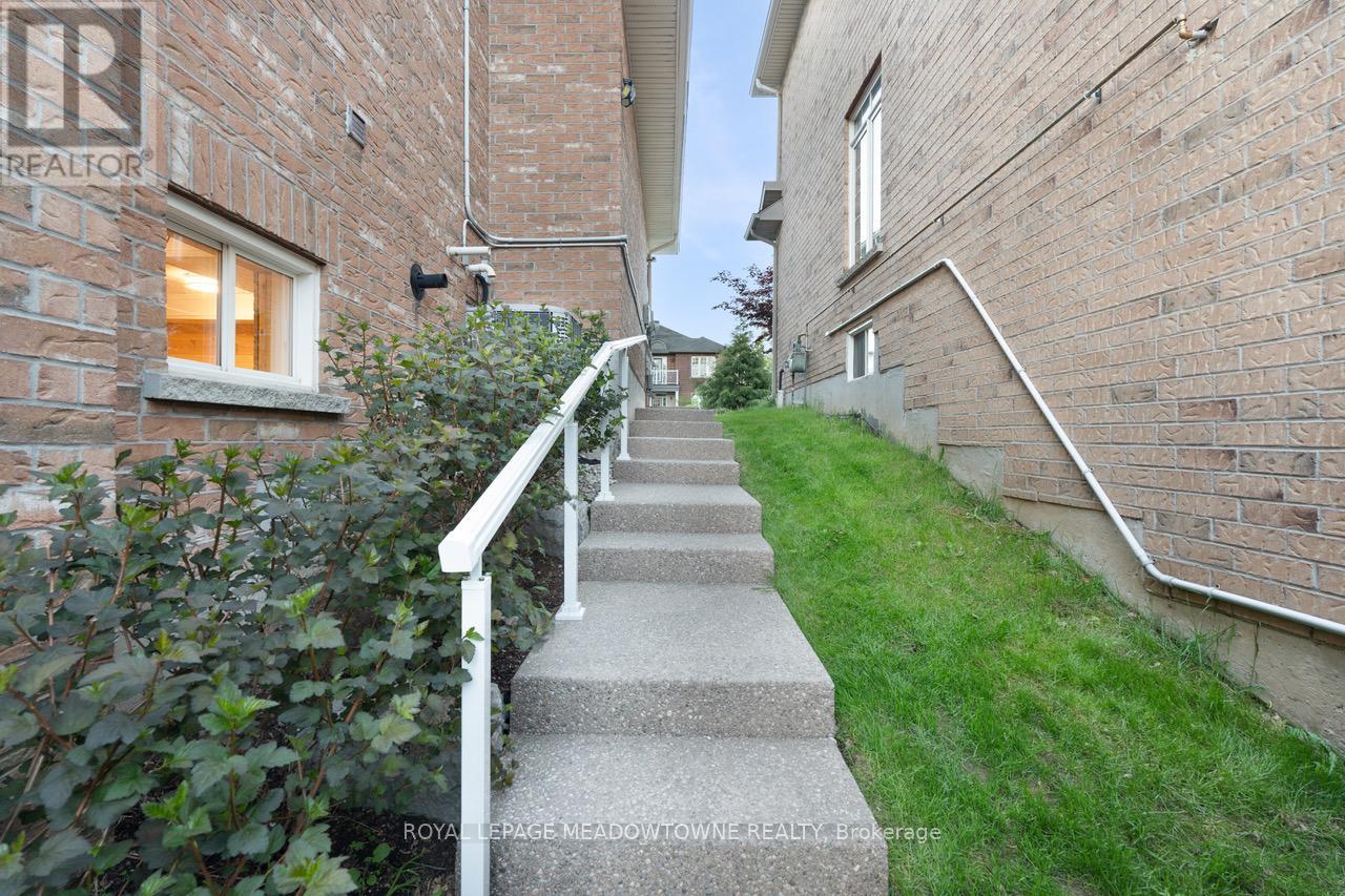 475 Valridge Drive, Hamilton, Ontario  L9G 0B2 - Photo 39 - X13649550