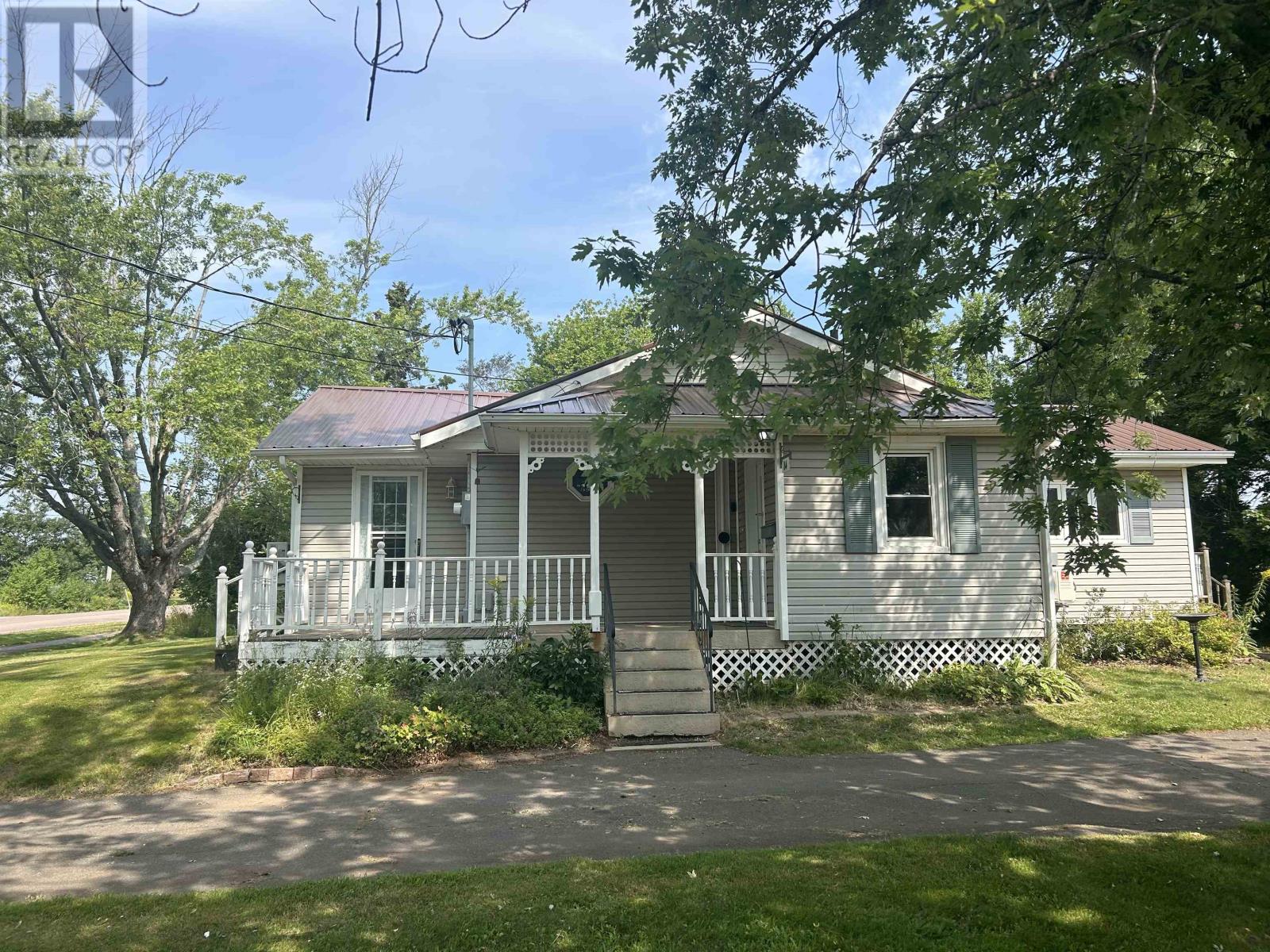 84 Macrae Drive, East Royalty, Prince Edward Island  C1C 0S5 - Photo 4 - 202620059