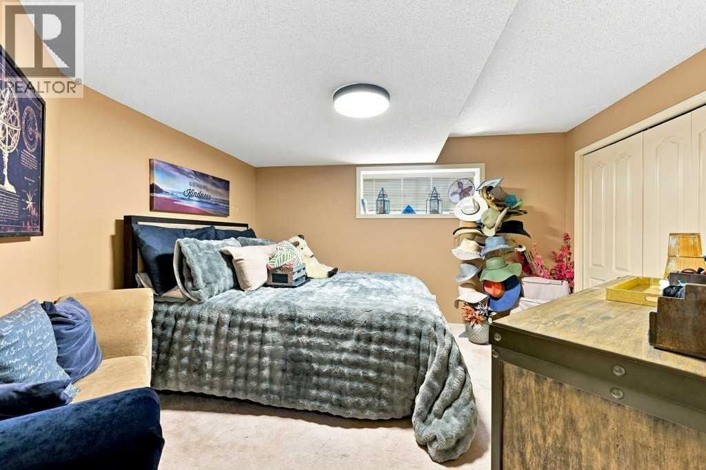 236 Chaparral Drive SE, Calgary, Alberta  T2X 3M9 - Photo 29 - A2335721