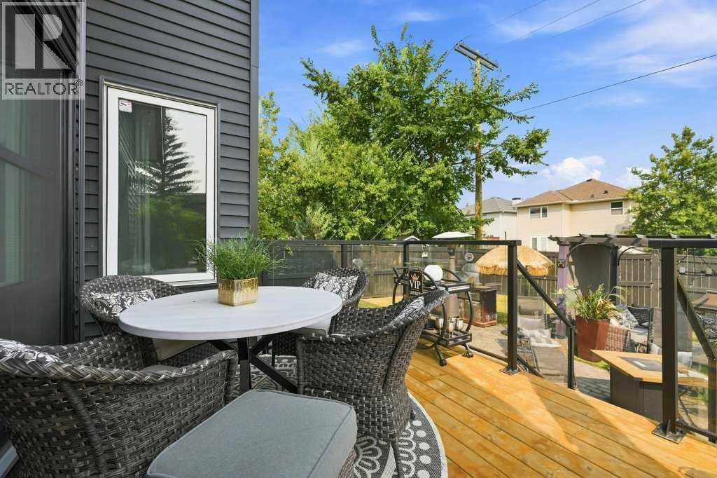 236 Chaparral Drive SE, Calgary, Alberta  T2X 3M9 - Photo 33 - A2335721