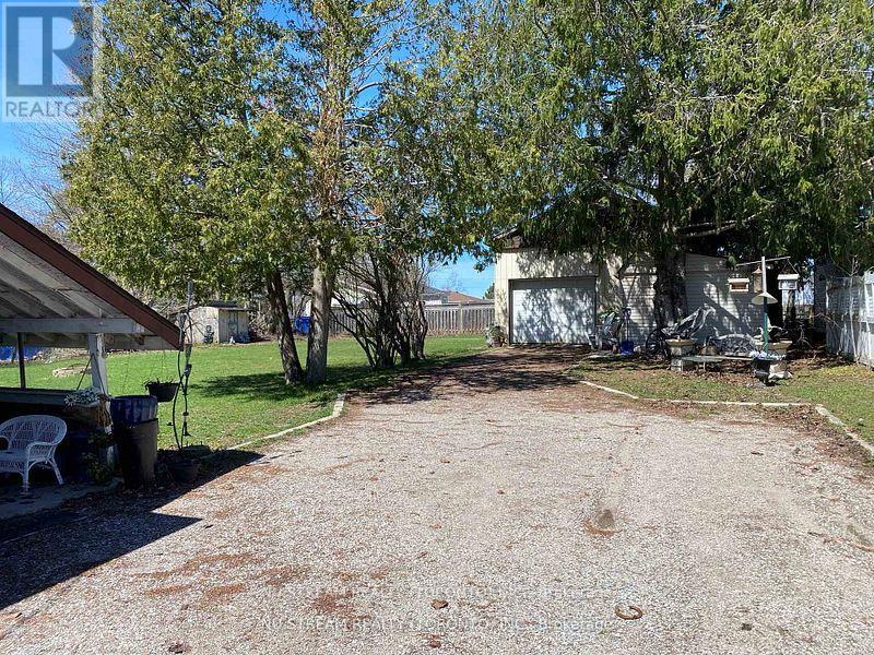 548 Big Bay Point Road, Barrie, Ontario L4N 3Z5 - Photo 2 - S13654944