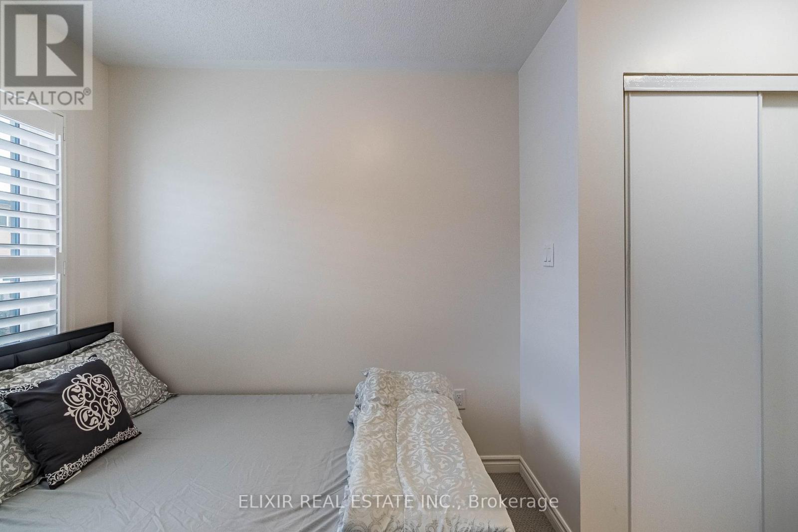 13 - 2285 Mcnab Lane, Mississauga, Ontario L5J 0B3 - Photo 14 - W13654942