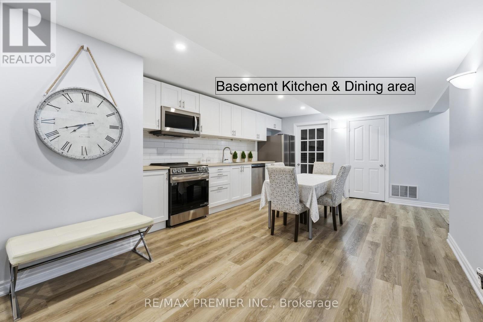 2304 Sovereign Street, Oakville, Ontario  L6L 1L6 - Photo 19 - W13651892