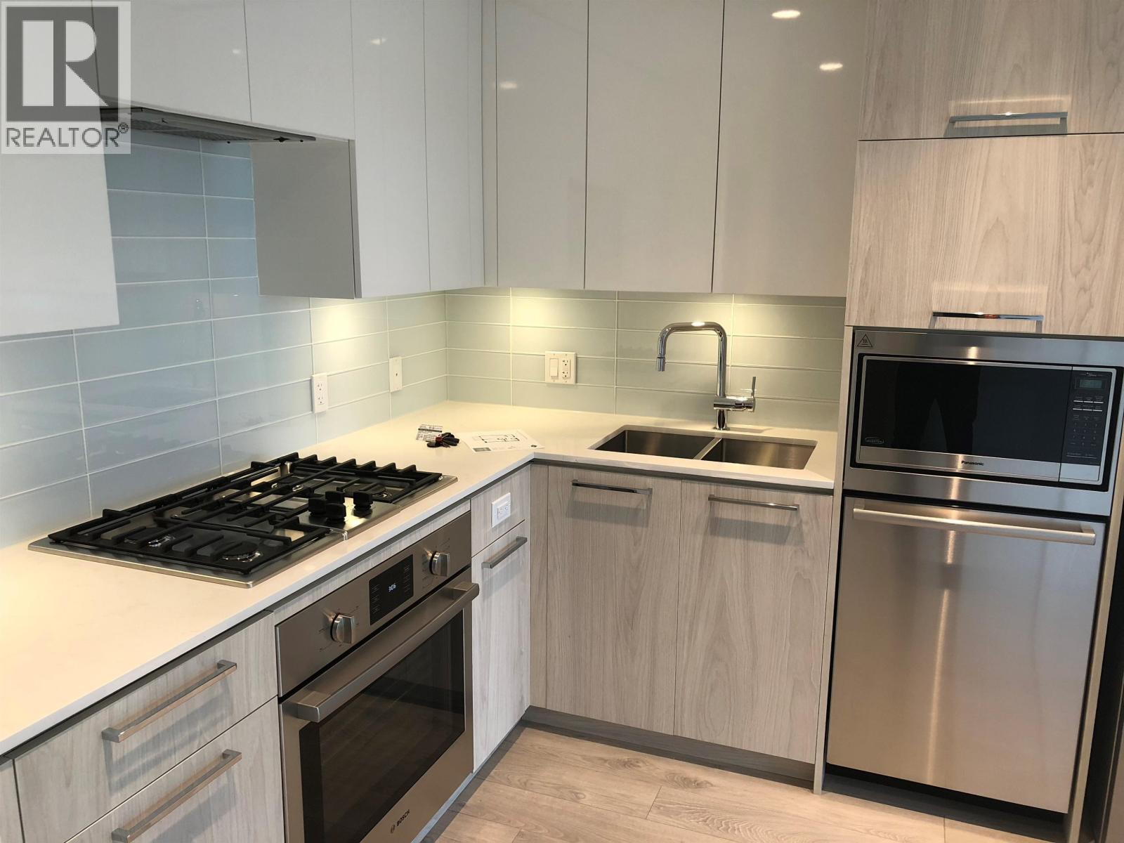 418 680 Seylynn Crescent, North Vancouver, British Columbia  V7J 0B5 - Photo 12 - R3143409