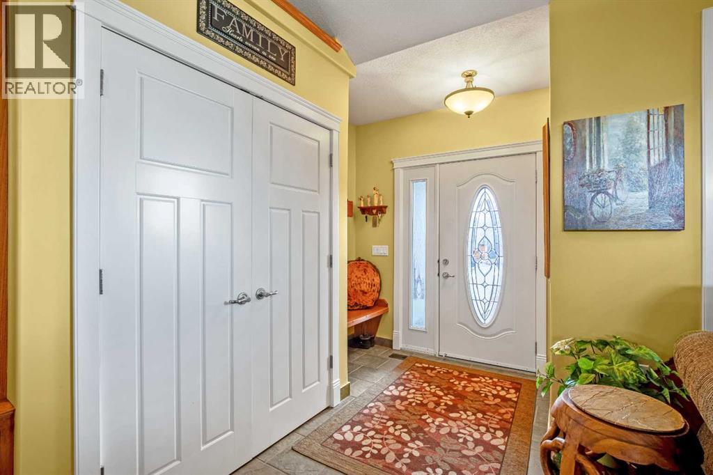 1126 Highland Green View NW, High River, Alberta  T1V 1X1 - Photo 4 - A2307040