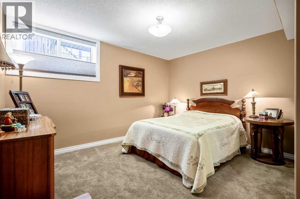 1126 Highland Green View NW, High River, Alberta  T1V 1X1 - Photo 33 - A2307040
