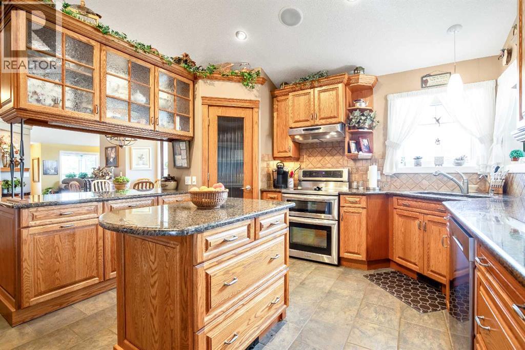 1126 Highland Green View NW, High River, Alberta  T1V 1X1 - Photo 14 - A2307040
