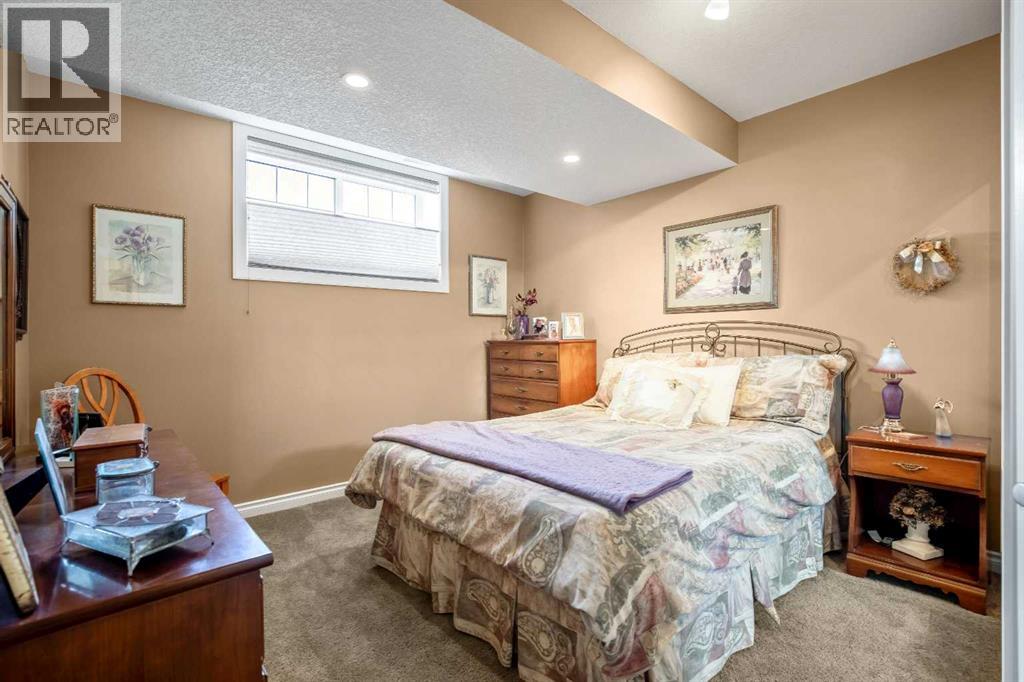 1126 Highland Green View NW, High River, Alberta  T1V 1X1 - Photo 35 - A2307040