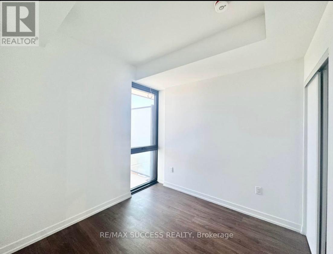 302 - 251 Masonry Way, Mississauga, Ontario  L5H 0B3 - Photo 5 - W13654952