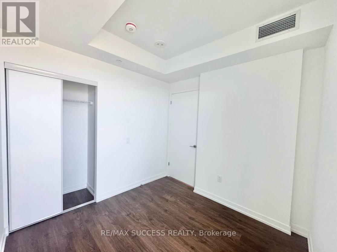 302 - 251 Masonry Way, Mississauga, Ontario  L5H 0B3 - Photo 6 - W13654952