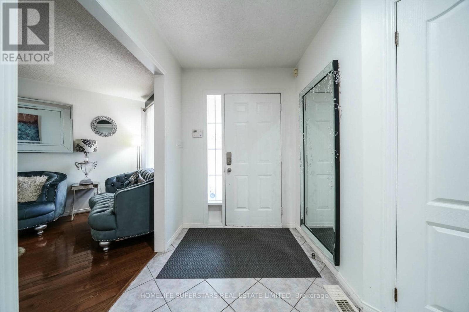 61 Lawnhurst Drive, Hamilton, Ontario  L8V 4N9 - Photo 6 - X13654960