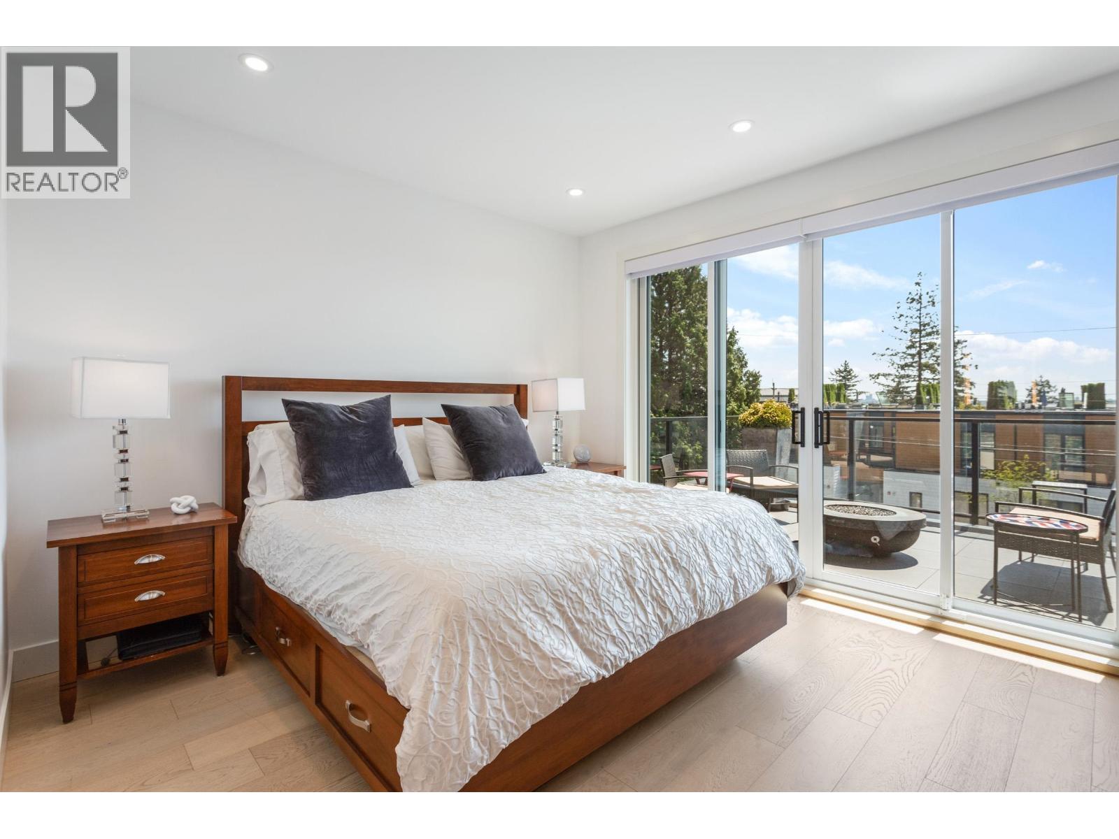 609 E 4th Street, North Vancouver, British Columbia  V7L 1J9 - Photo 15 - R3151368