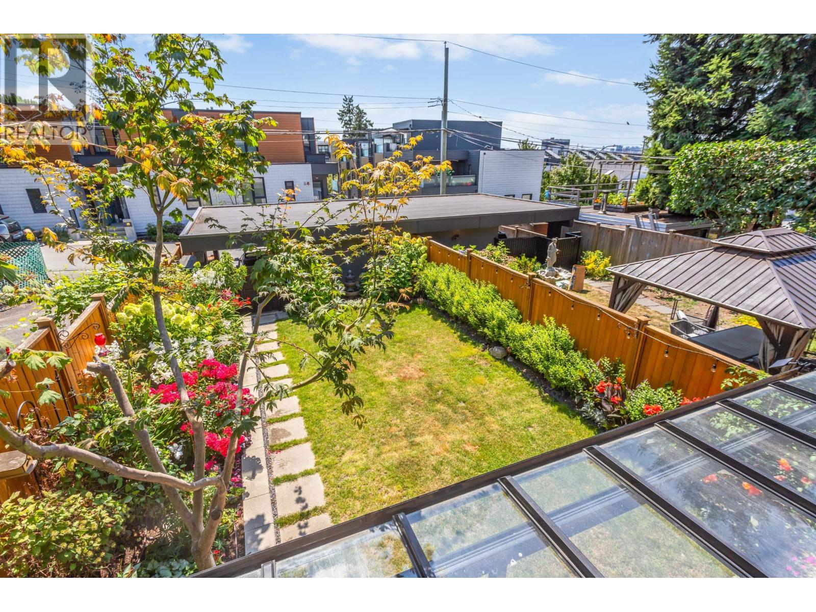 609 E 4th Street, North Vancouver, British Columbia  V7L 1J9 - Photo 13 - R3151368