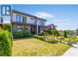 609 E 4TH STREET, North Vancouver, British Columbia