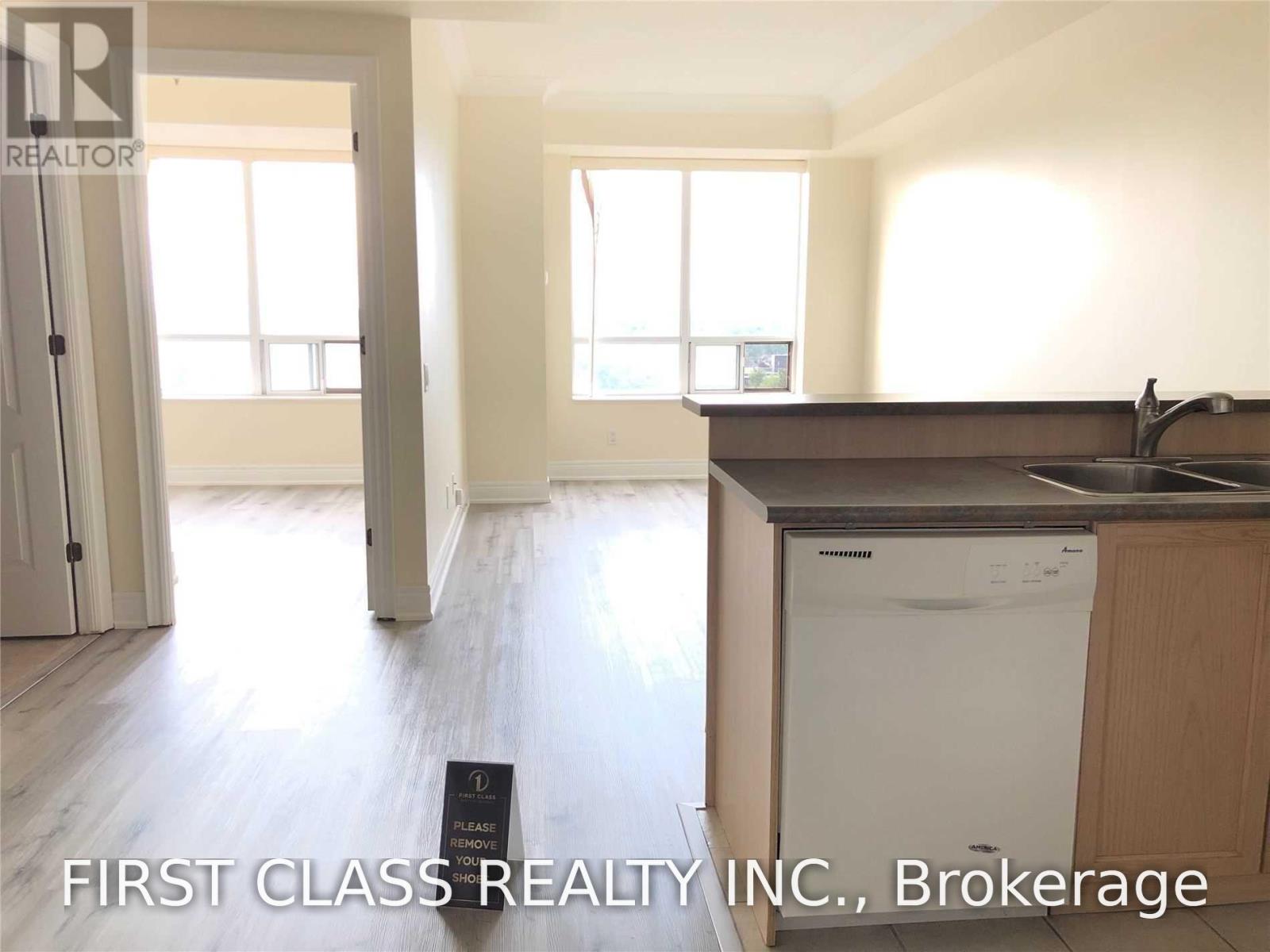 Rg8 - 1 Clairtrell Road, Toronto, Ontario M2N 7H6 - Photo 2 - C13654974