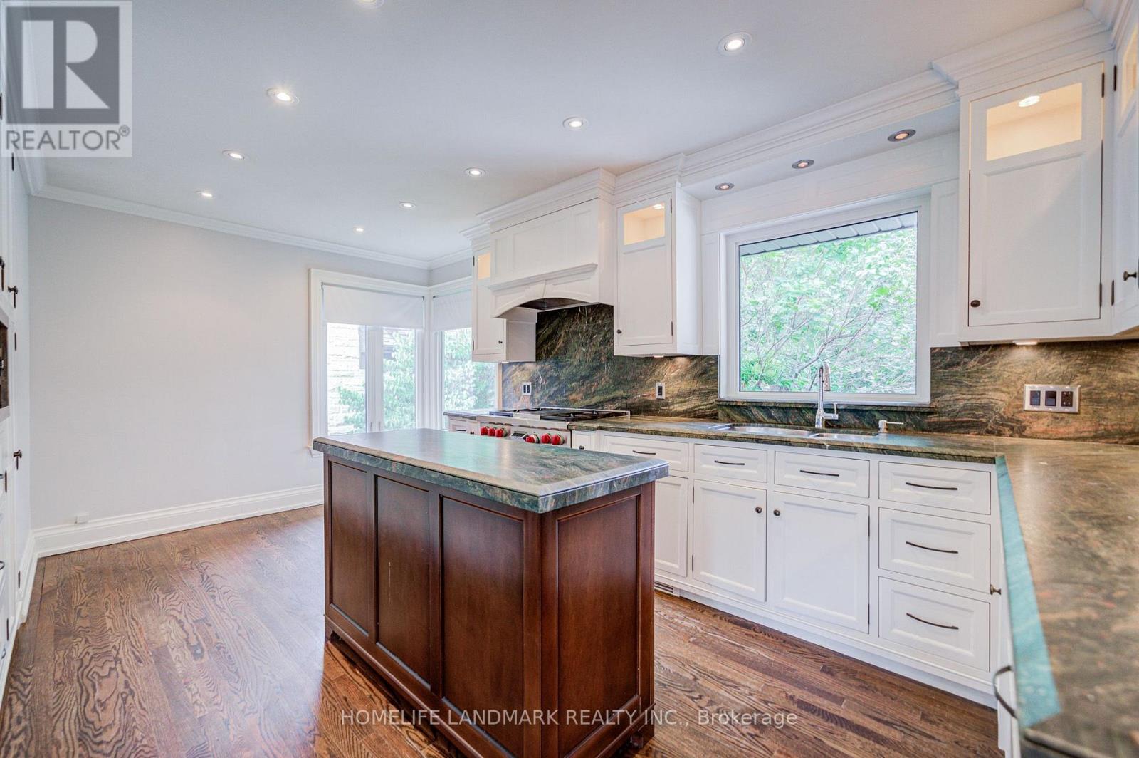 102 Stratford Crescent, Toronto, Ontario M4N 1C6 - Photo 10 - C13654052