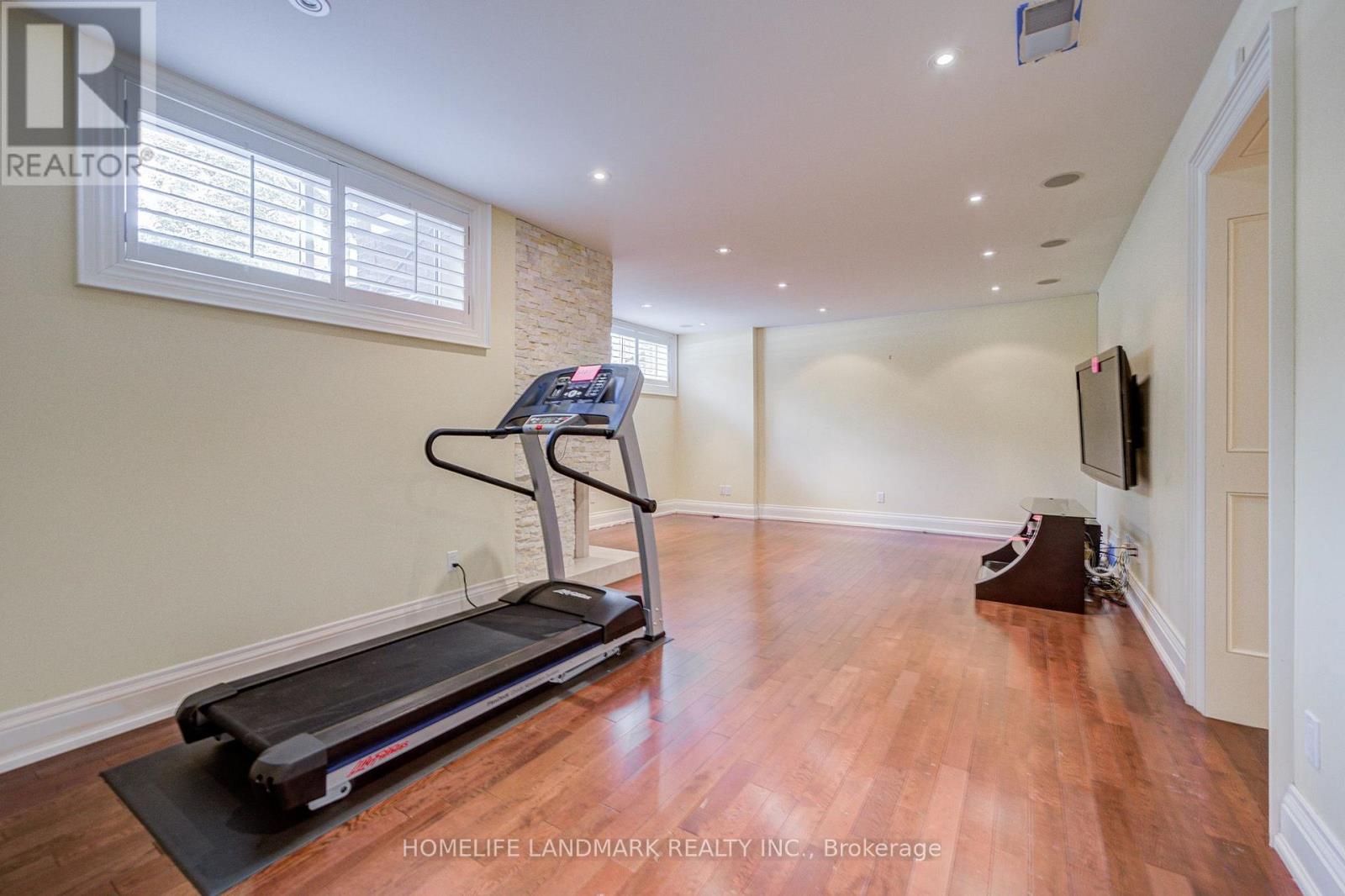 102 Stratford Crescent, Toronto, Ontario M4N 1C6 - Photo 34 - C13654052