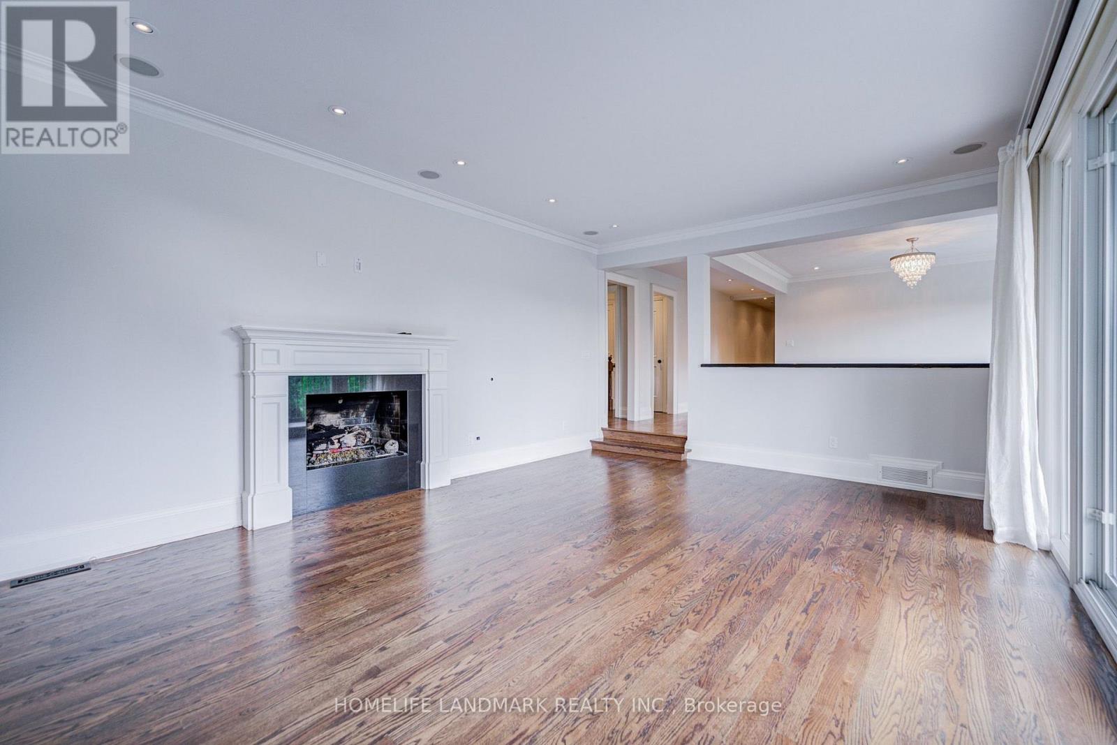 102 Stratford Crescent, Toronto, Ontario M4N 1C6 - Photo 7 - C13654052