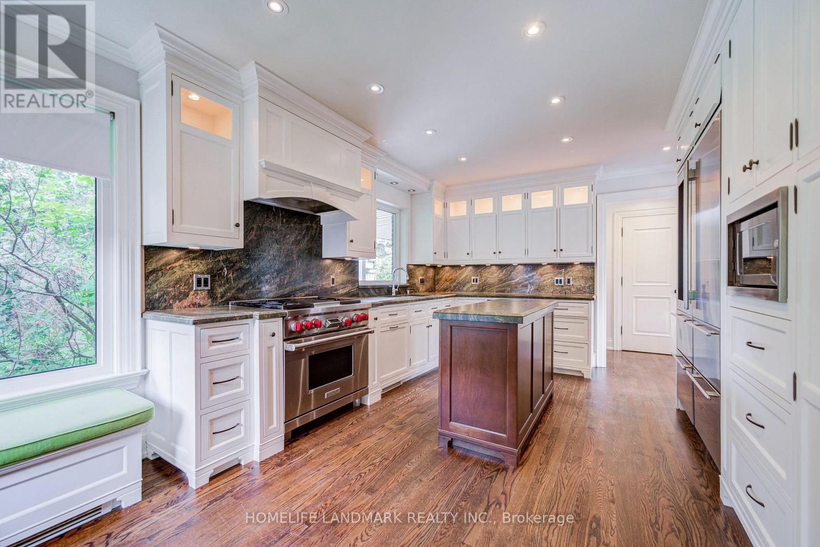 102 Stratford Crescent, Toronto, Ontario M4N 1C6 - Photo 9 - C13654052