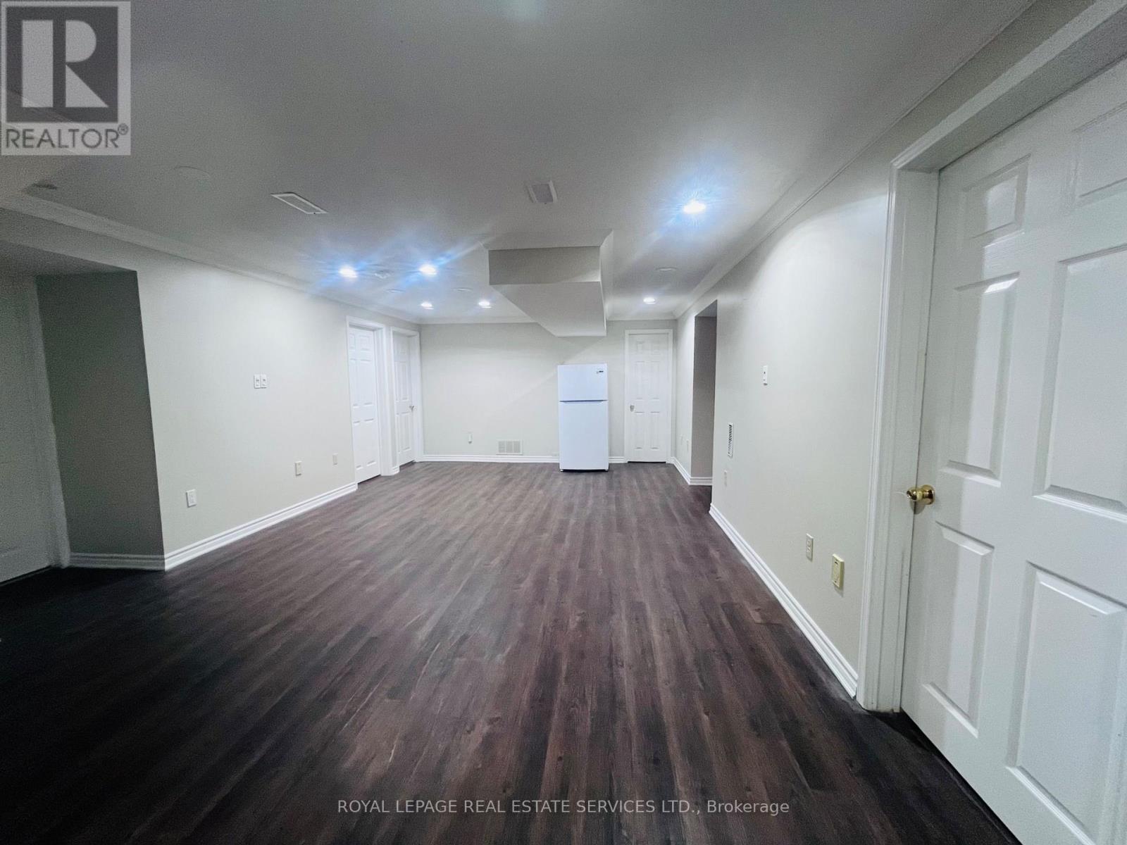 Bsmt - 1231 Bonnybank Court, Oakville, Ontario L6M 1V7 - Photo 4 - W13560096