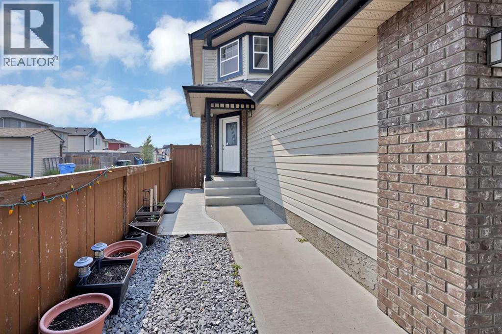 283 Taralake Landing NE, Calgary, Alberta  T3J 0E9 - Photo 2 - A2334690