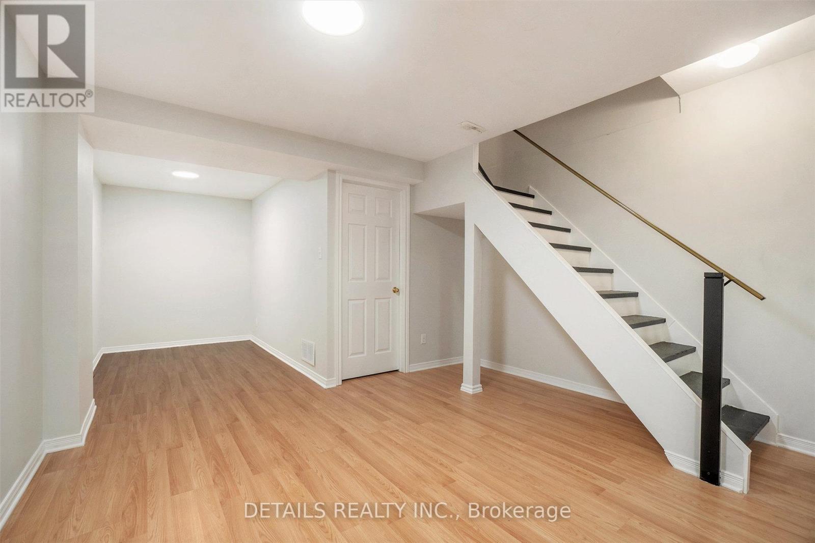 144d Valley Stream Drive, Ottawa, Ontario  K2H 9C6 - Photo 18 - X13654988