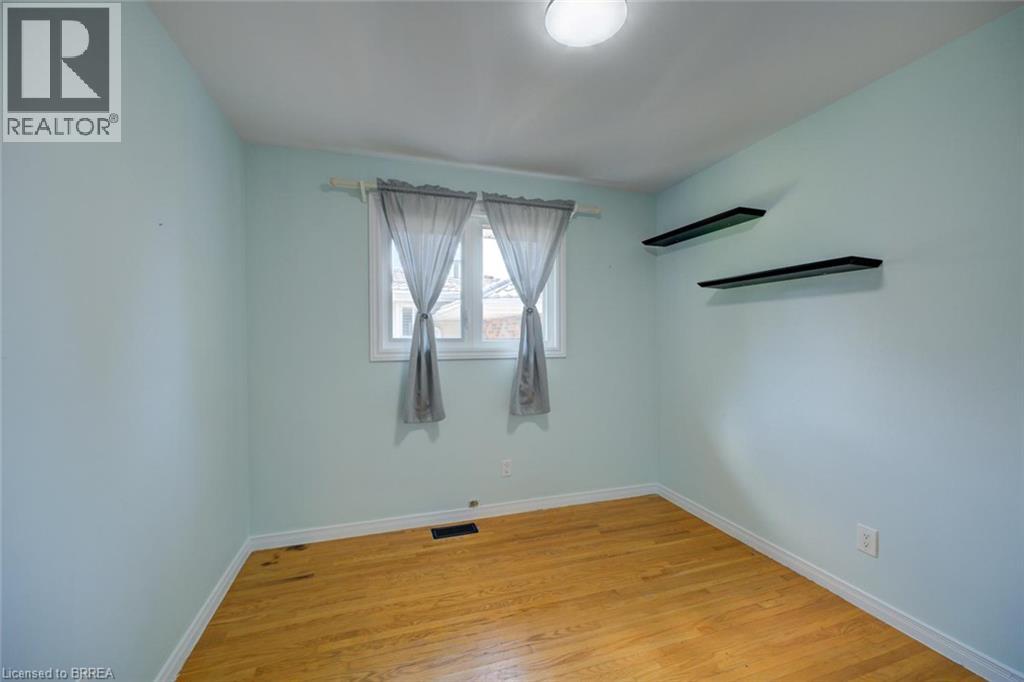 9 Winding Way, Brantford, Ontario  N3R 3S1 - Photo 25 - 40846914