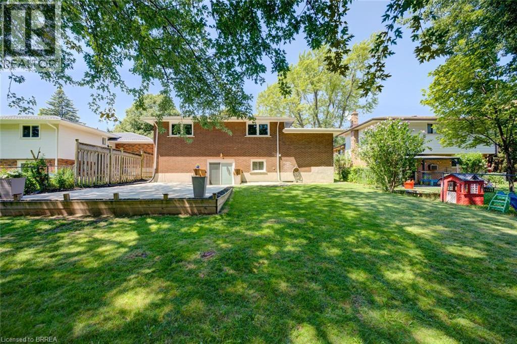 9 Winding Way, Brantford, Ontario  N3R 3S1 - Photo 43 - 40846914