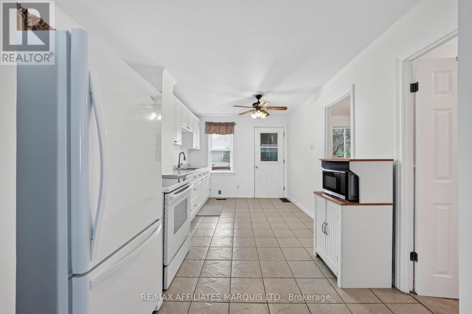 331 Carleton Street, Cornwall, Ontario  K6H 4X6 - Photo 3 - X13654982
