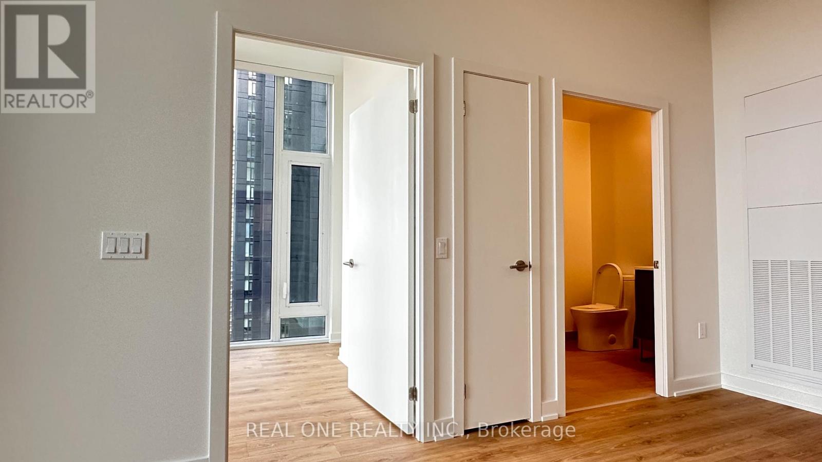 2310 - 5 Quarrington Lane, Toronto, Ontario M3C 0S5 - Photo 5 - C13654992