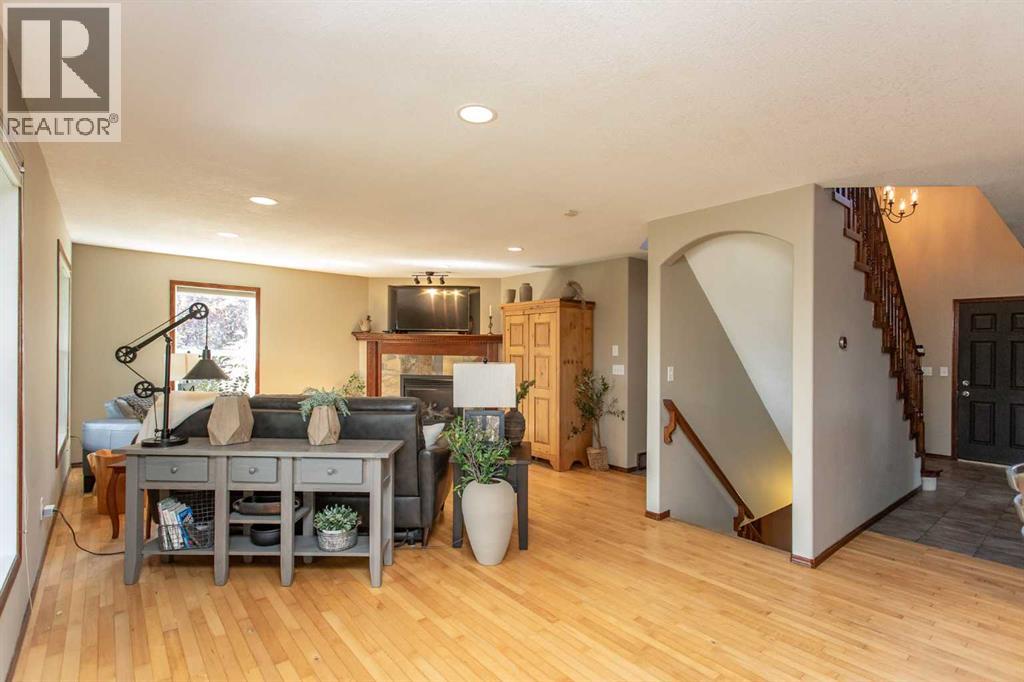 715 700 Ramage Close, Red Deer, Alberta  T4P 3X8 - Photo 9 - A2335873