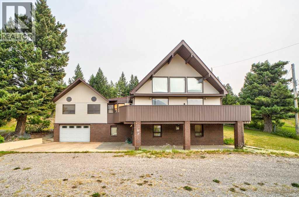 2118 210 Street, Bellevue, Alberta