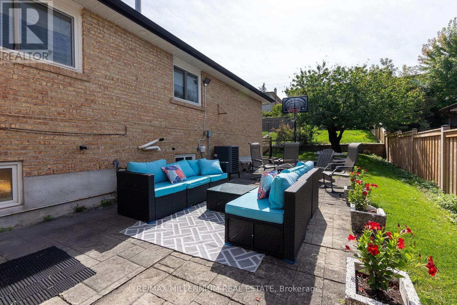 Lower - 99 Willis Road, Vaughan, Ontario  L4L 2S4 - Photo 10 - N13649700