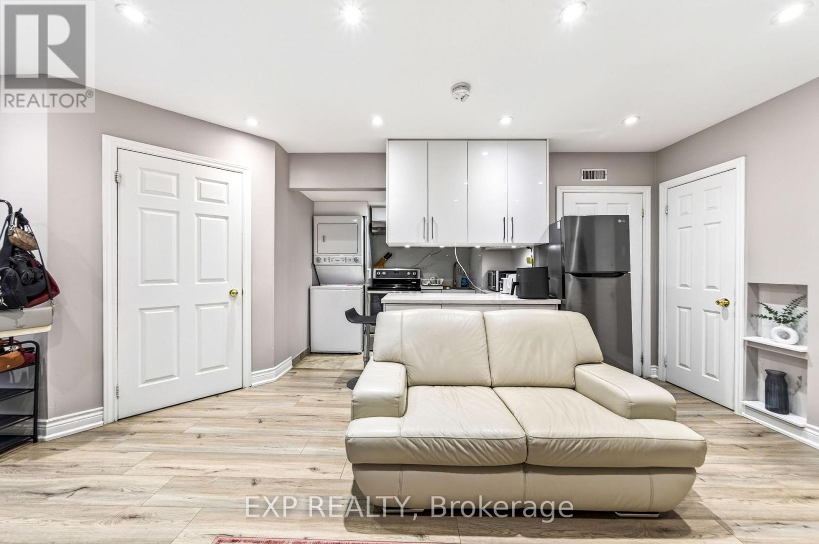 3 Baffin Court, Richmond Hill, Ontario  L4B 4J6 - Photo 35 - N13647284