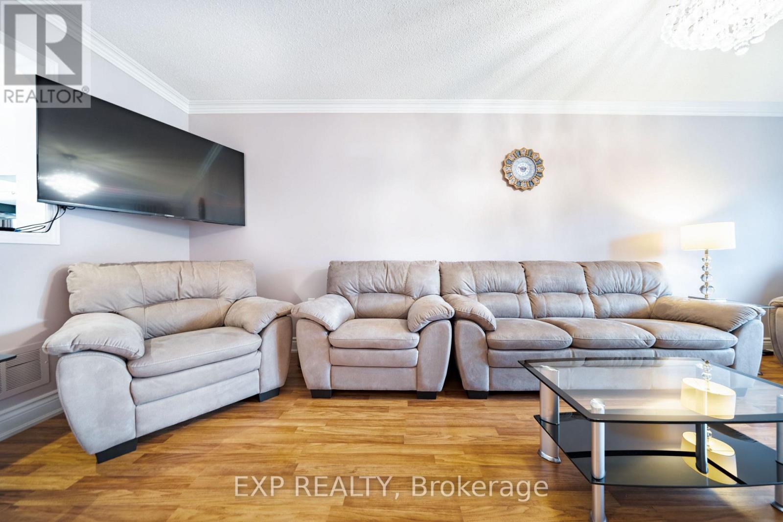 3 Baffin Court, Richmond Hill, Ontario  L4B 4J6 - Photo 6 - N13647284