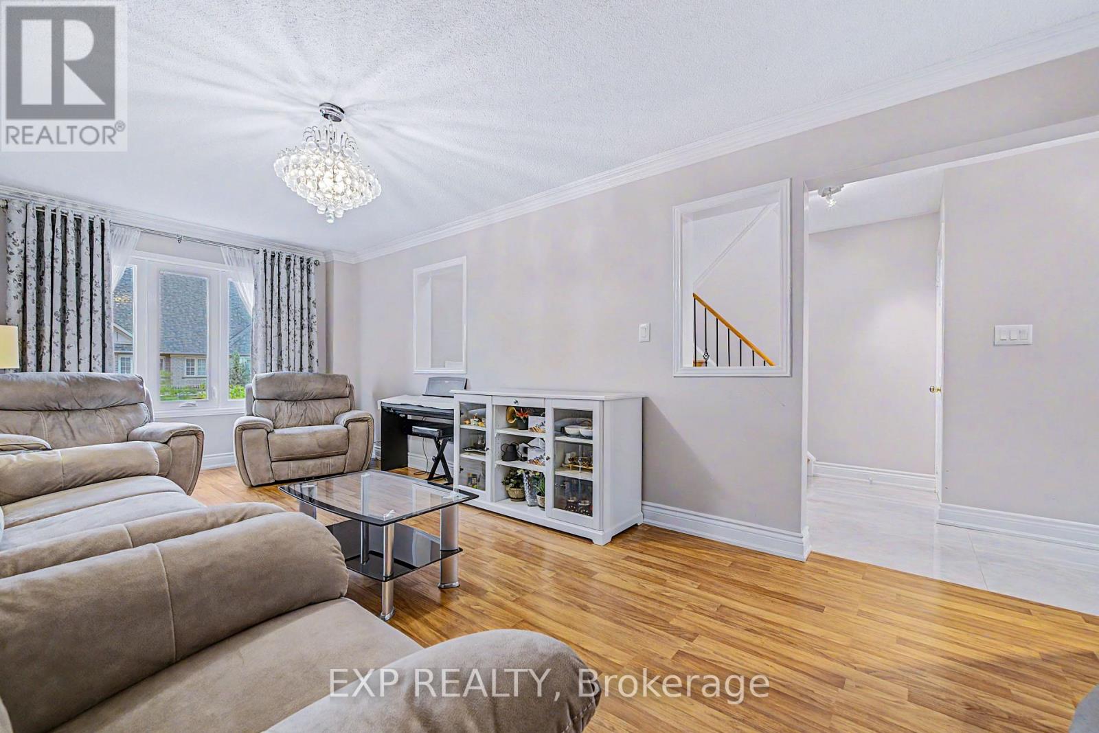 3 Baffin Court, Richmond Hill, Ontario  L4B 4J6 - Photo 8 - N13647284