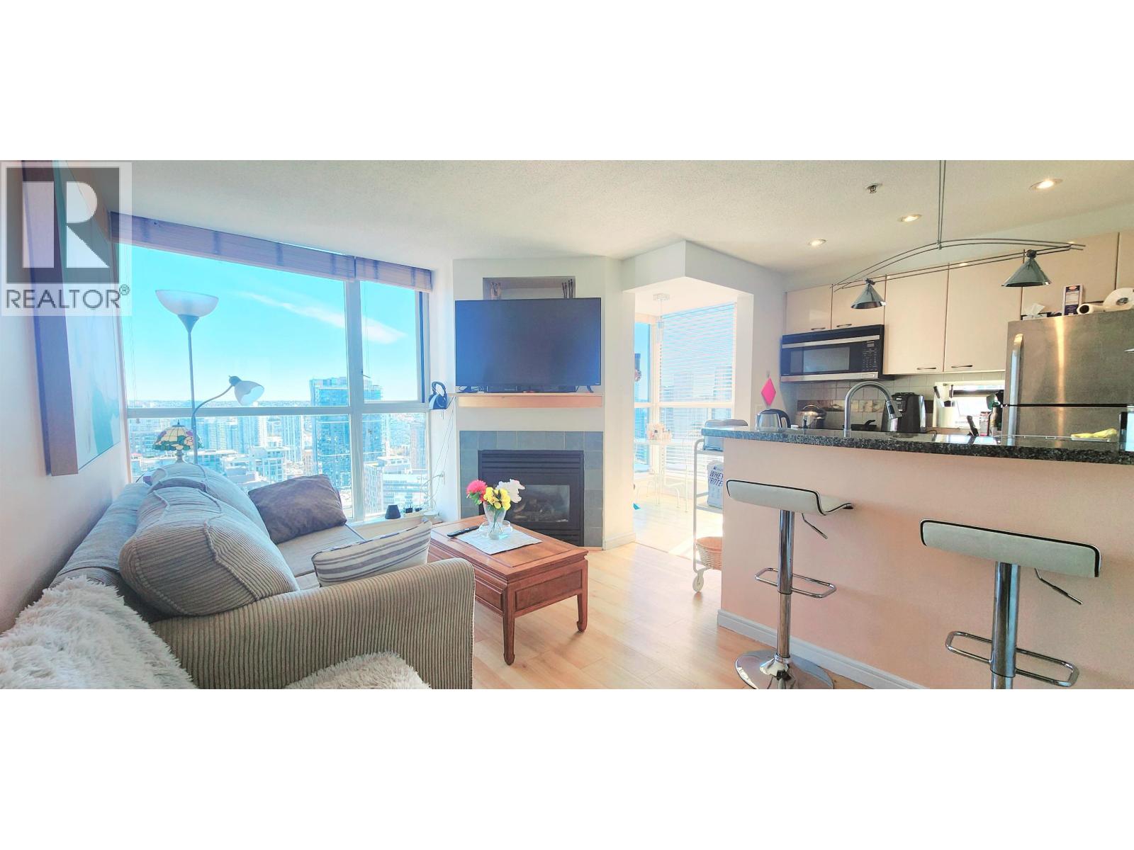 2909 1068 Hornby Street, Vancouver, British Columbia  V6Z 2Y7 - Photo 2 - R3153991