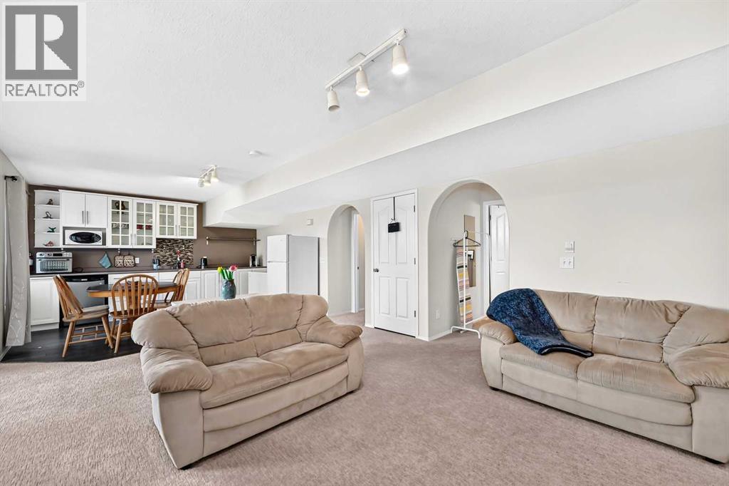 60 Harvest Park Way, Calgary, Alberta  T3K 4K7 - Photo 33 - A2334803