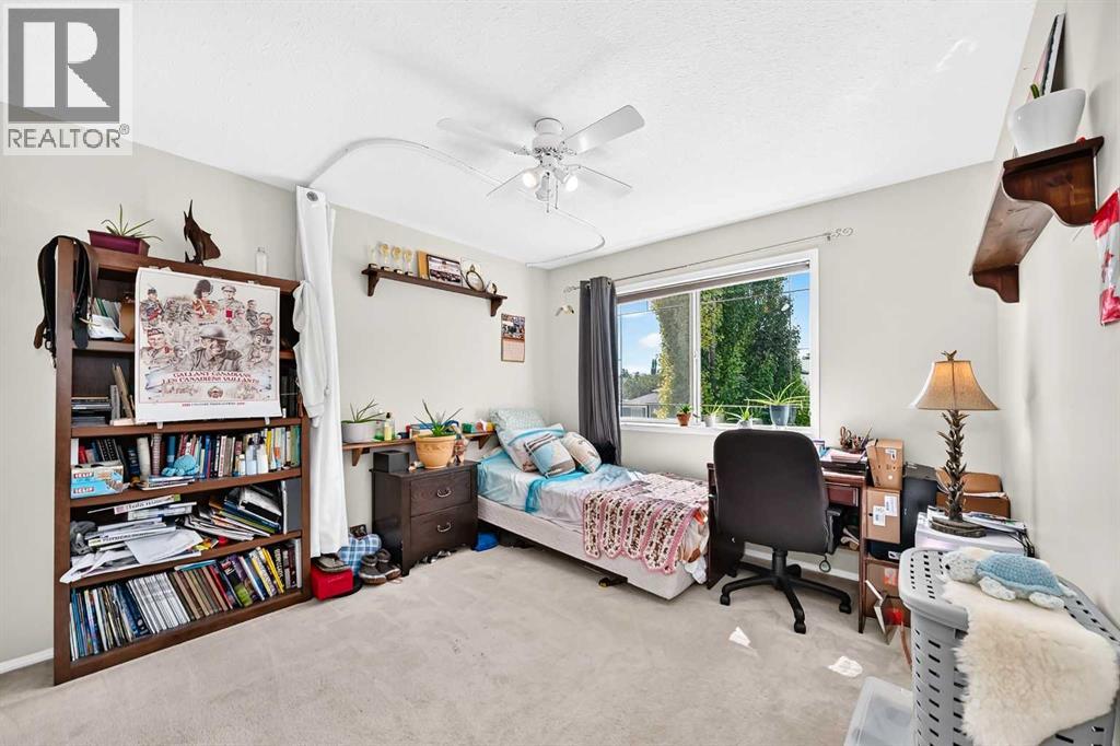 60 Harvest Park Way, Calgary, Alberta  T3K 4K7 - Photo 25 - A2334803
