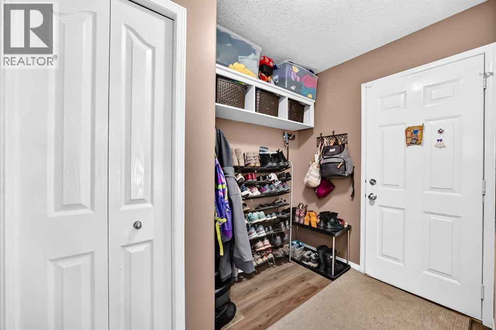 60 Harvest Park Way, Calgary, Alberta  T3K 4K7 - Photo 19 - A2334803