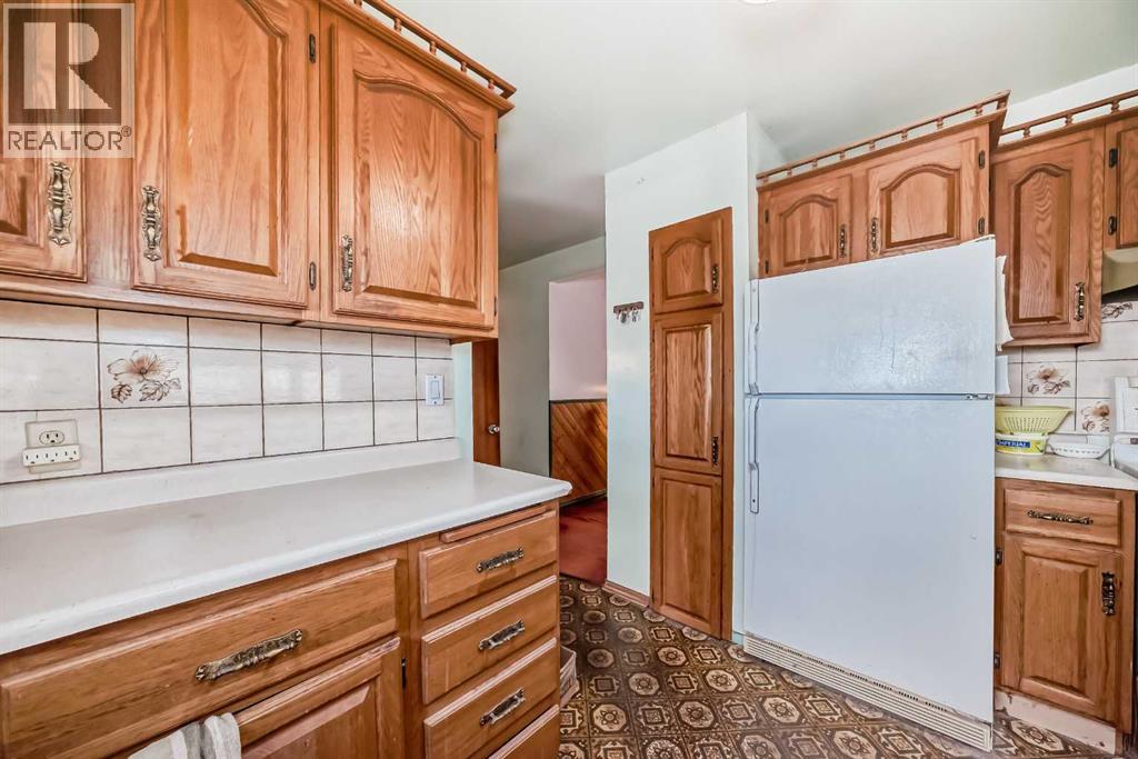 2622 42 Street SE, Calgary, Alberta  T2B 1G7 - Photo 16 - A2335671