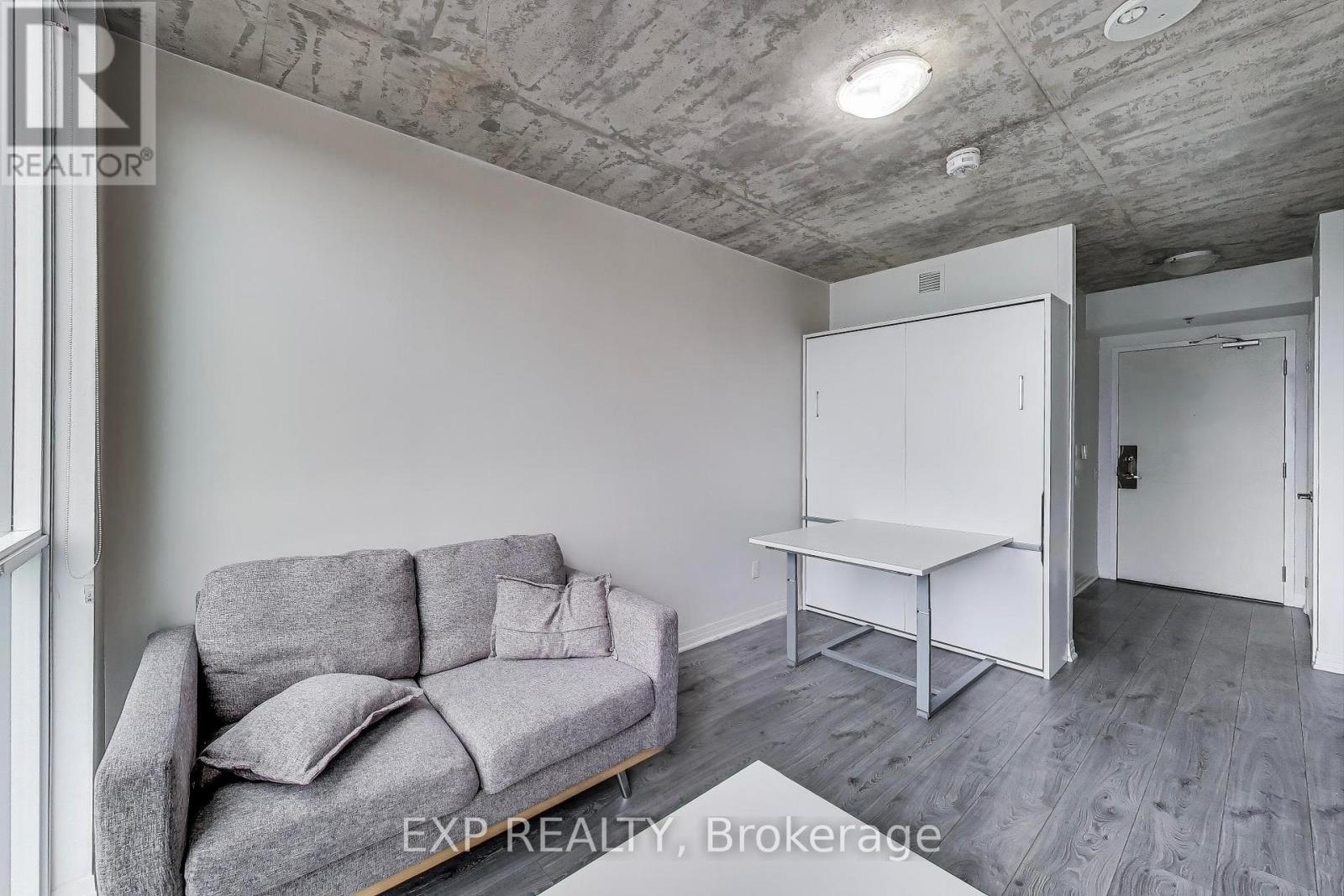 739 - 1900 Simcoe Street N, Oshawa, Ontario L1G 0C1 - Photo 6 - E13655000