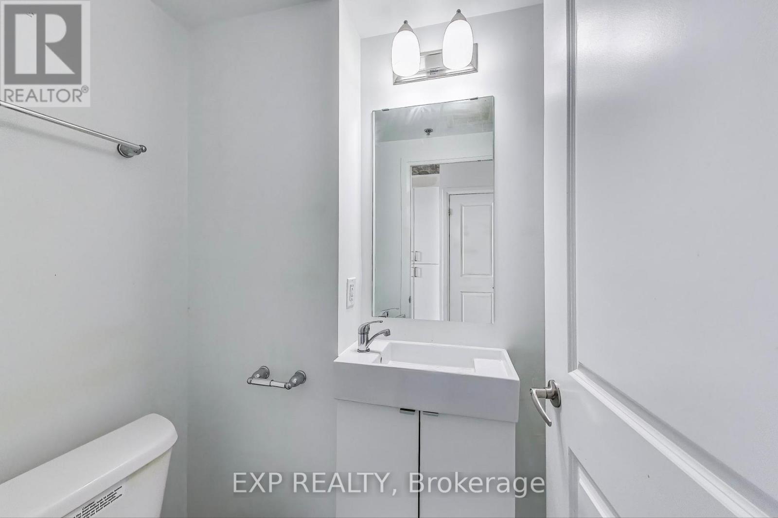 739 - 1900 Simcoe Street N, Oshawa, Ontario L1G 0C1 - Photo 9 - E13655000