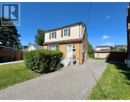29 ROSITA CRESCENT, Toronto, Ontario