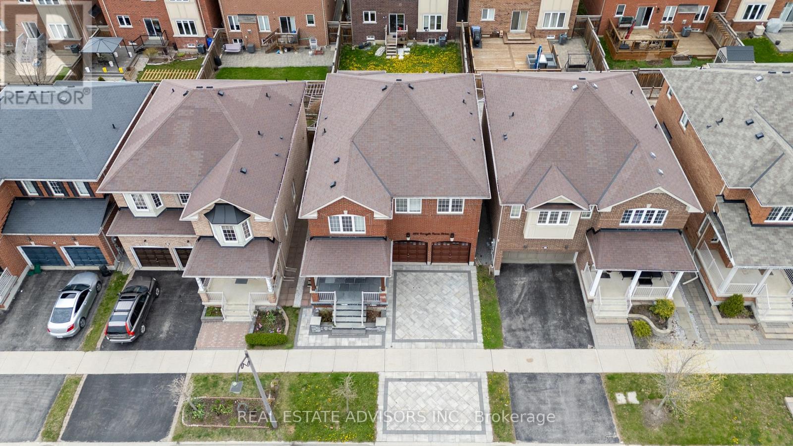 556 Forsyth Farm Drive, Whitchurch-Stouffville, Ontario  L4A 0N3 - Photo 2 - N13655004