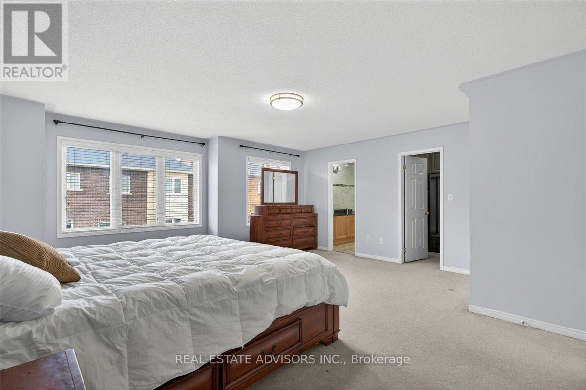 556 Forsyth Farm Drive, Whitchurch-Stouffville, Ontario  L4A 0N3 - Photo 26 - N13655004