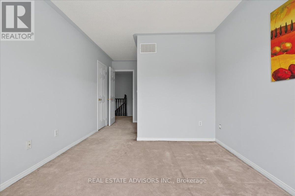 556 Forsyth Farm Drive, Whitchurch-Stouffville, Ontario  L4A 0N3 - Photo 34 - N13655004